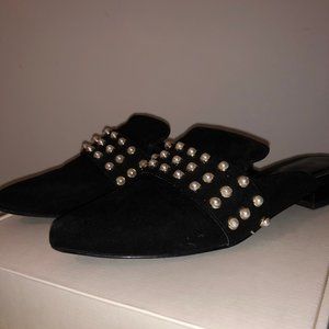 FOREVER 21 Pearl Studded Black Flats